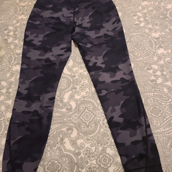 Lole yoga pants - Picture 2 of 3